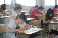 日照成人高考和自考有什么不同？